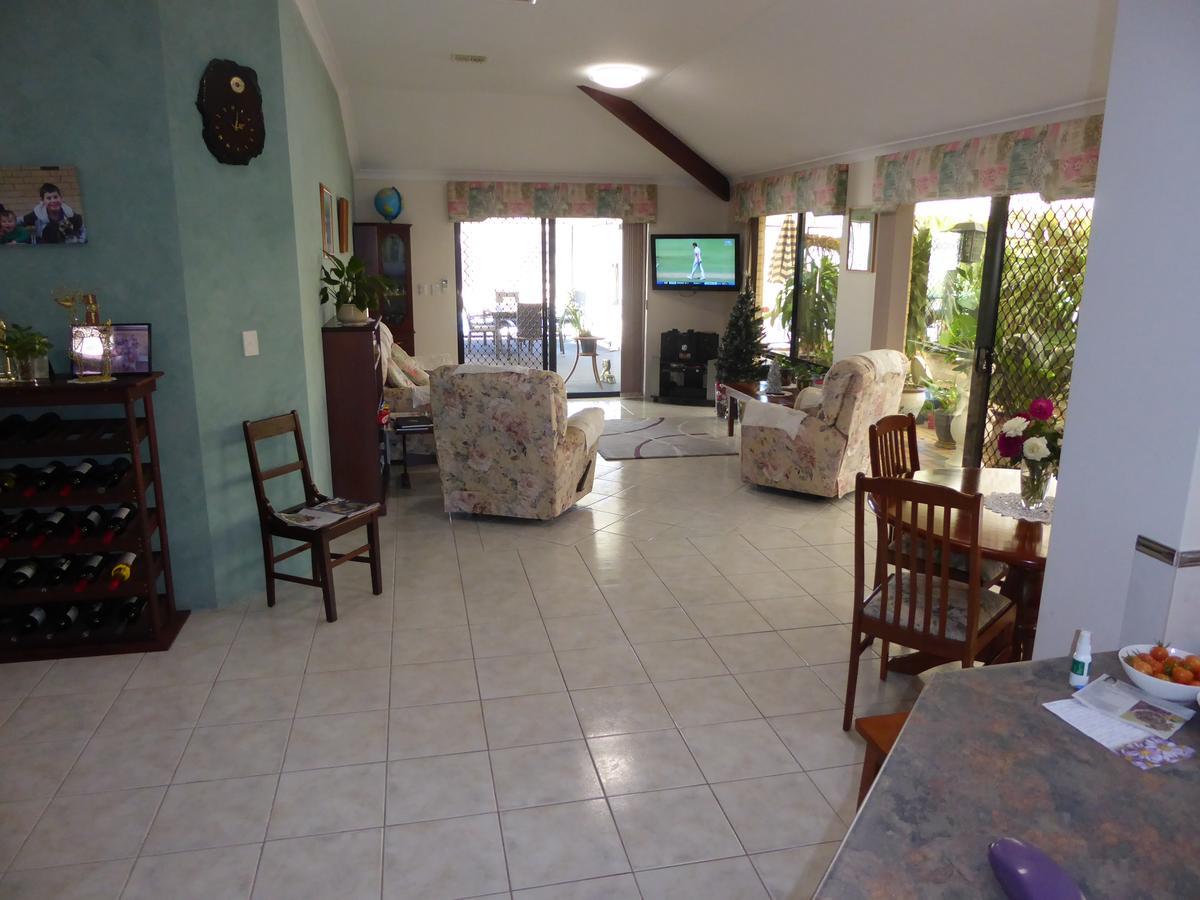 Jennys Retreat Acomodação com café da manhã Perth Exterior foto